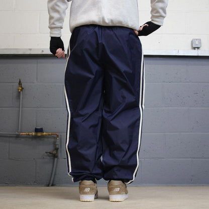 Y2k baggy Adidas tracksuit bottoms L 00s style sportswear joggers unlined track pants logo trackies