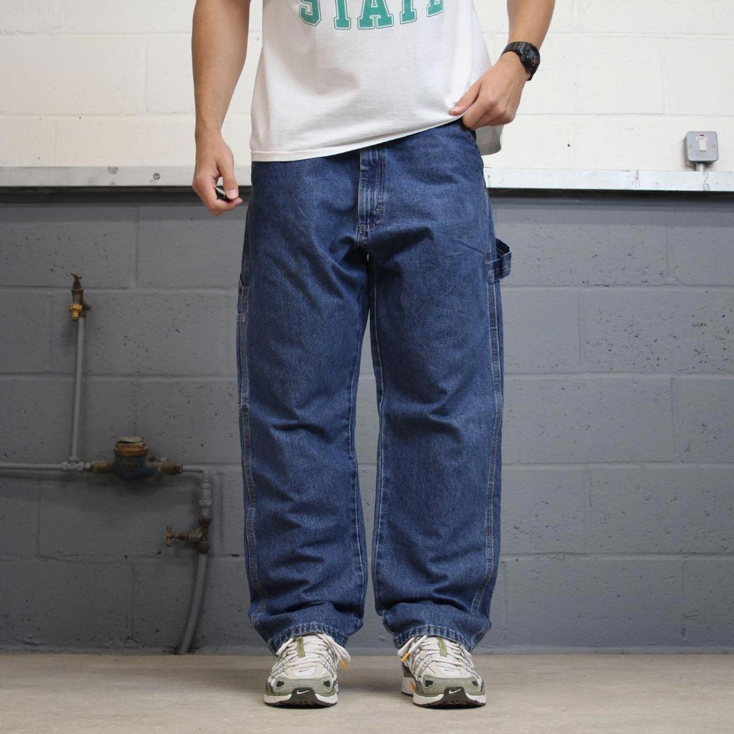 Blue Wrangler carpenter jeans W38L30 loose cargo skater style jeans
