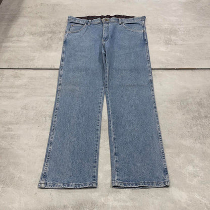 Vintage Wrangler jeans W36L29 blue Wrangler 5 pocket jeans waist patch