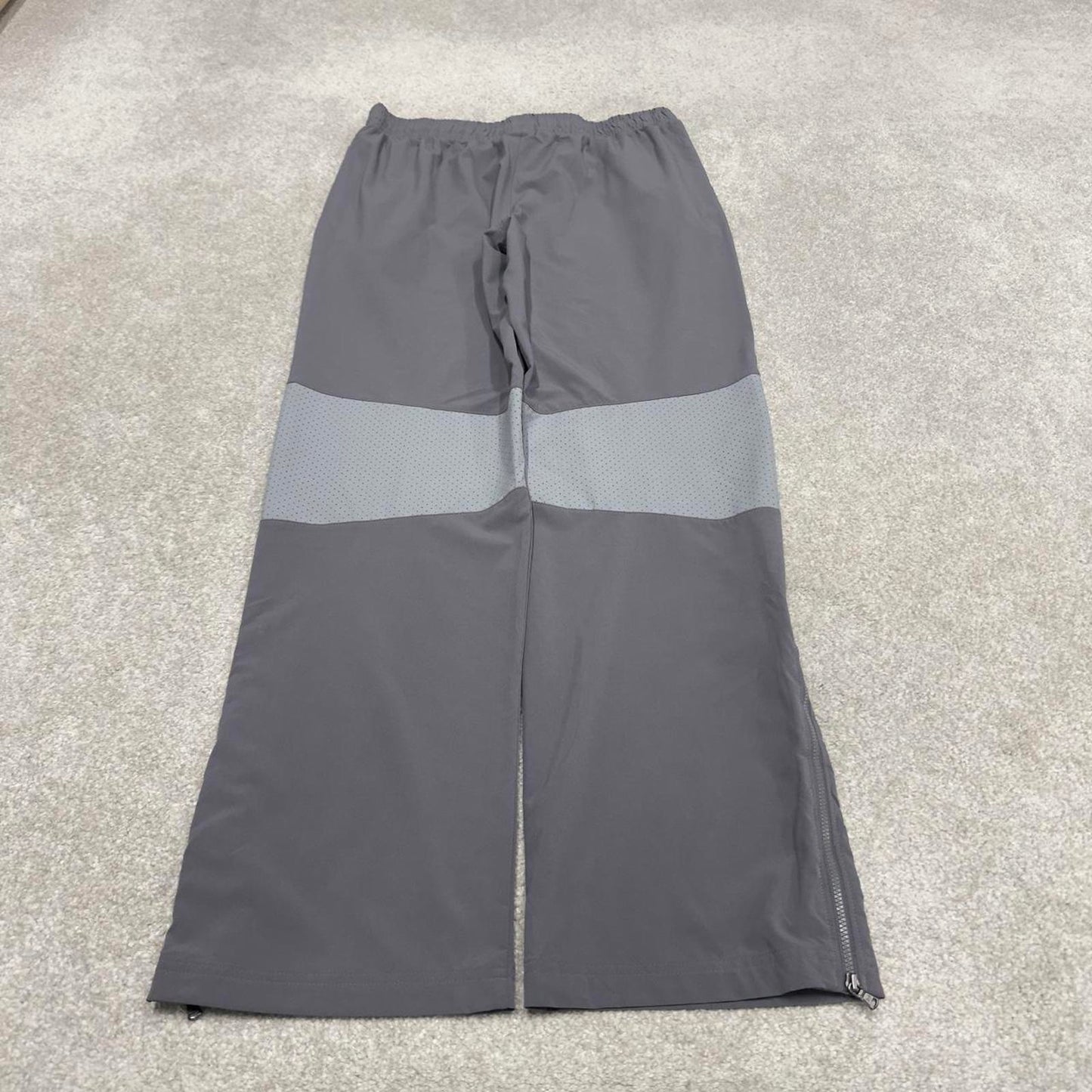 00s Under Armour tracksuit bottoms y2k M loose grey joggers embroidered logos gym wear trackies