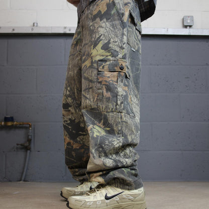 Vintage camo cargo utility pants Y2K khaki mossy oak camouflage pattern hunting trousers