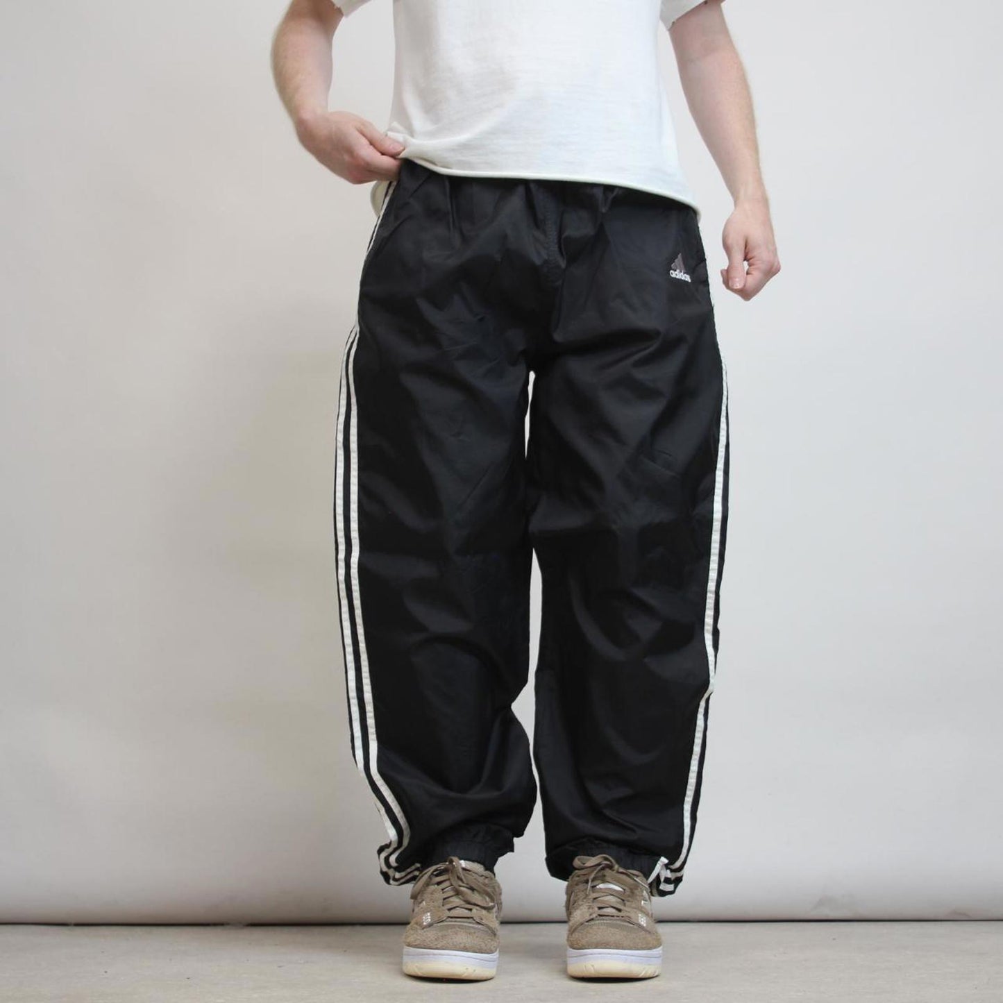 Baggy Adidas trackies L
