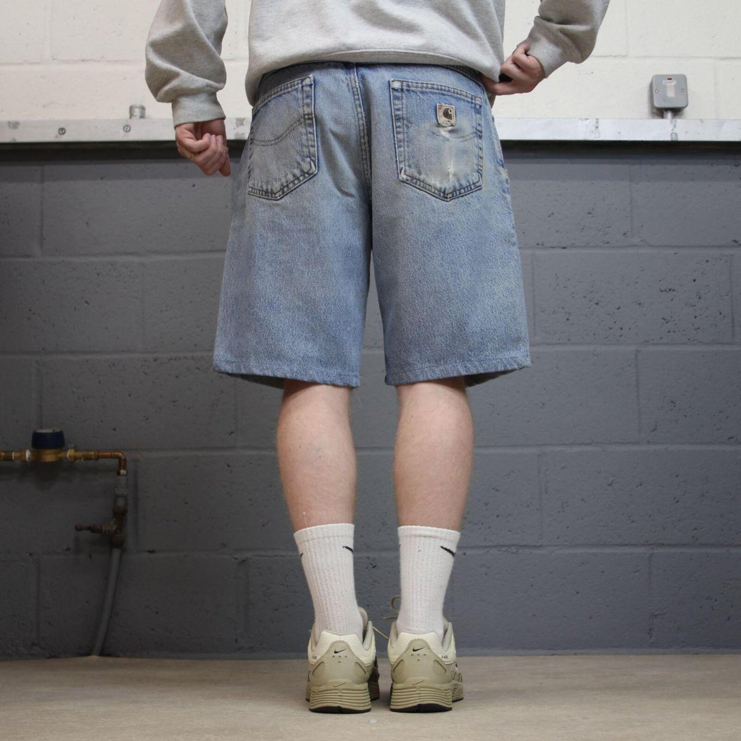 Carhartt denim shorts y2k faded blue Loose skater style work jorts
