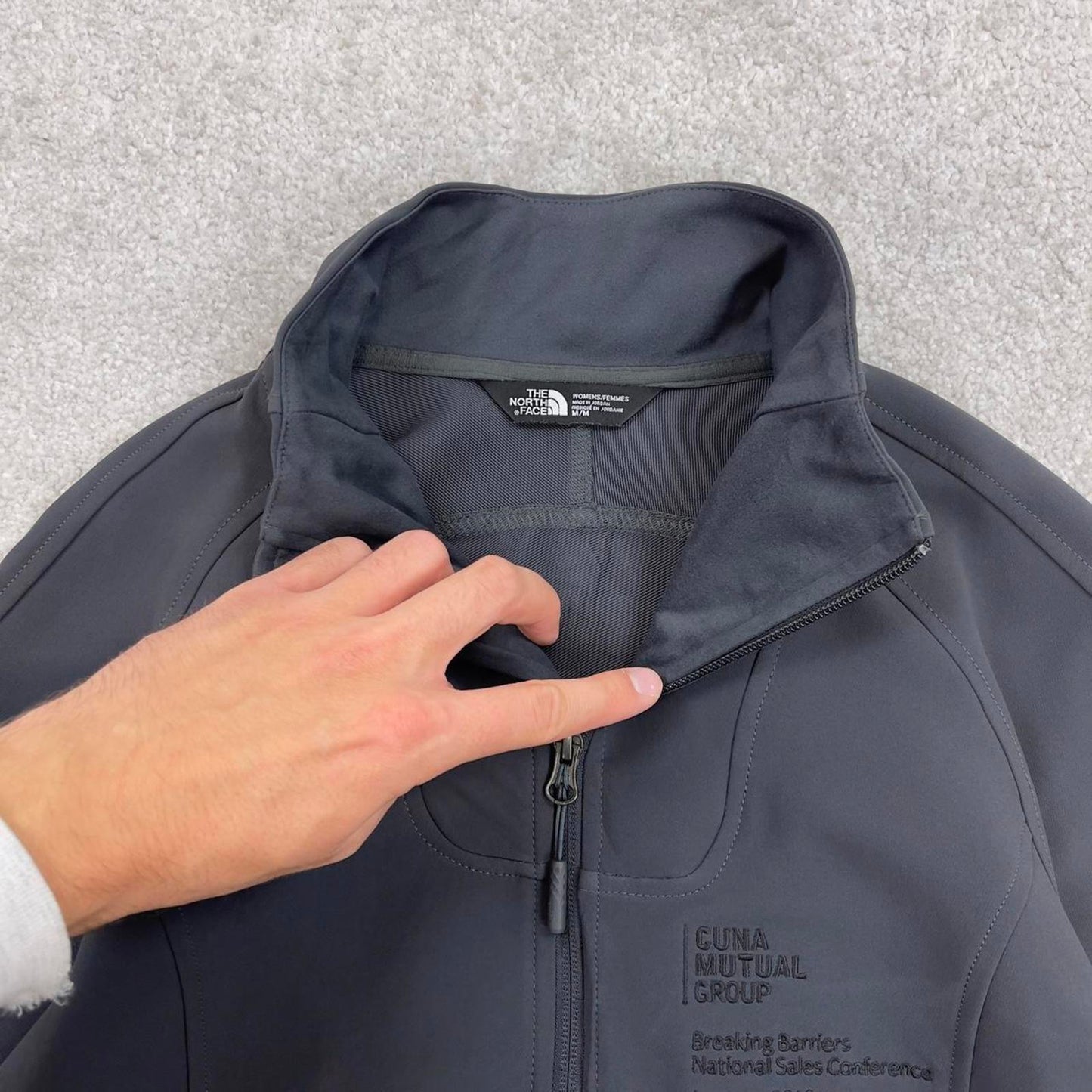 North Face technical windbreaker jacket women's black grey TNF Windwall y2k hiking coat