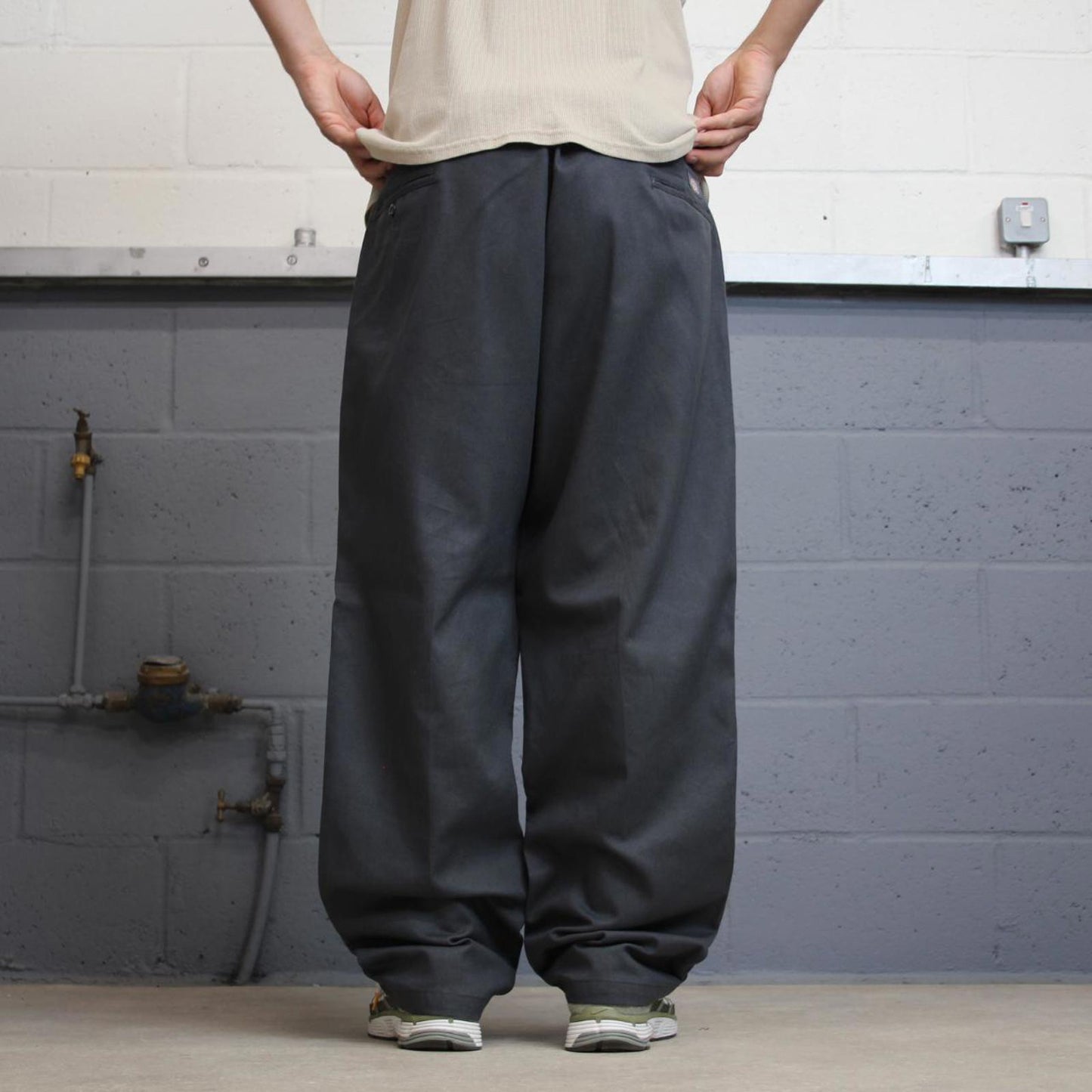 Dickies 874 Chino Pants W46 L30 Grey loose original fit chino style skate pants