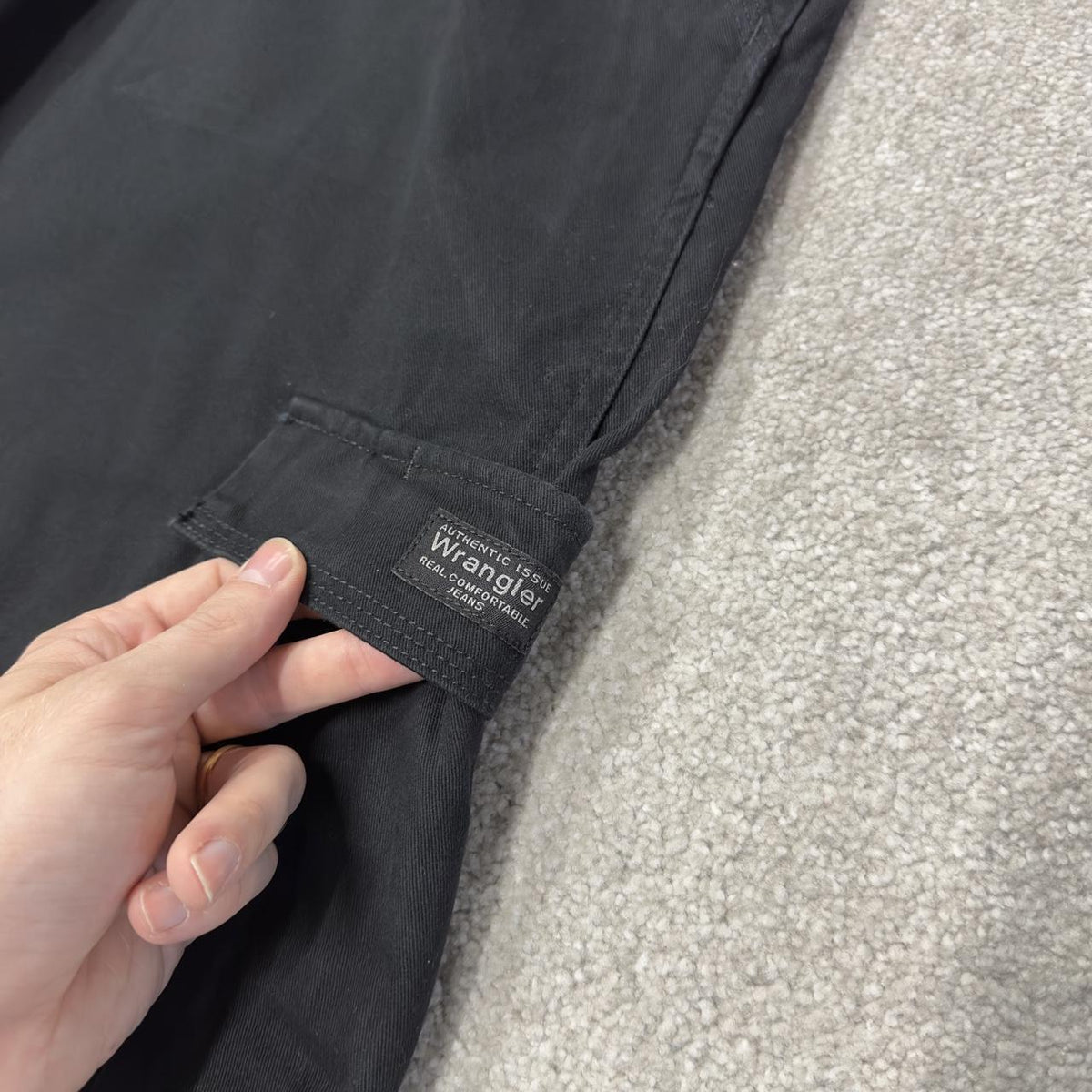 Baggy Wrangler cargo pants y2k black Loose leg 2000s style skater work pants
