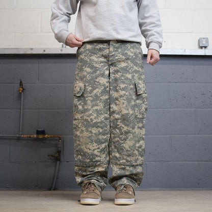 Vintage army camo cargo pants khaki Loose drawstring digital camouflage US military trousers