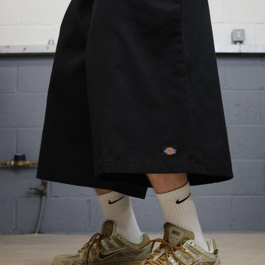 Dickies extra baggy chino shorts carpenter black Skater / surf style shorts long wide leg festival