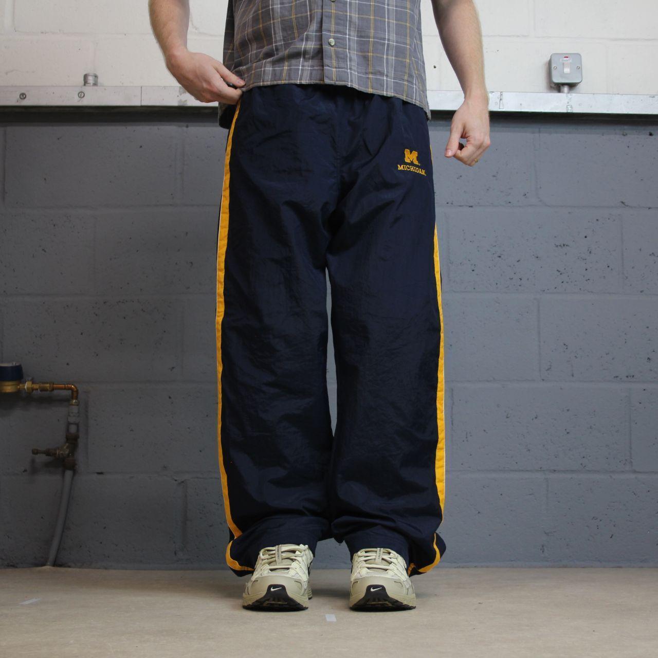 Y2K champion baggy tracksuit bottoms navy M Full leg poppers Michigan 2000s style track pants
