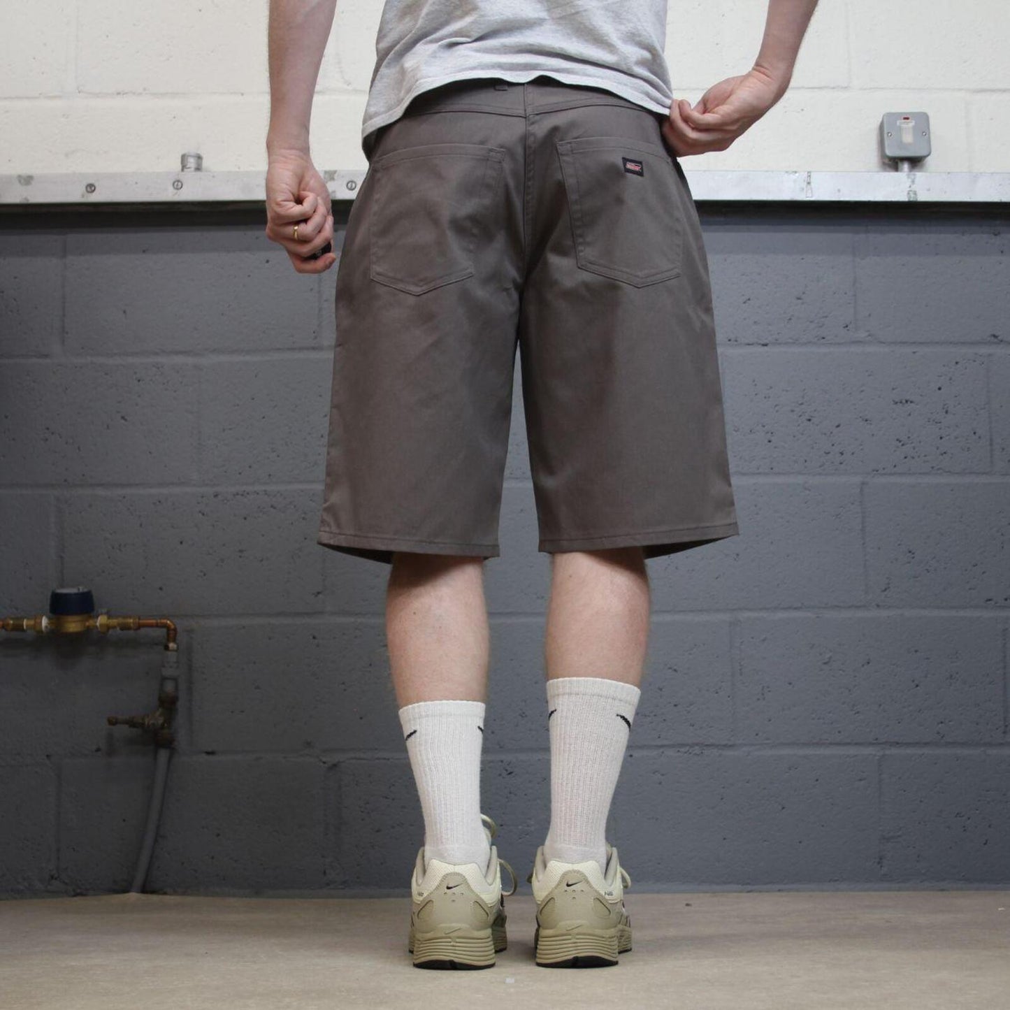 Dickies summer work shorts grey Lightweight chino style shorts loose leg