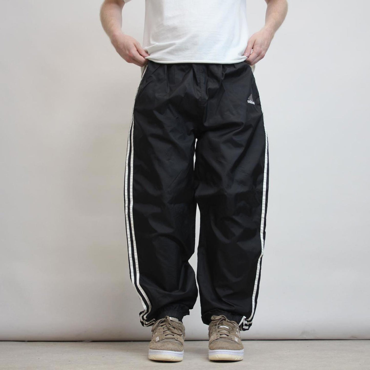 Baggy Adidas trackies L