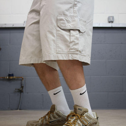 Dickies baggy chino shorts cargo beige Chino style skater shorts wide leg festival