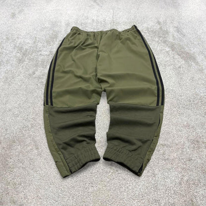 00s Adidas tracksuit bottoms khaki 2XL loose y2k style joggers track pants trackies