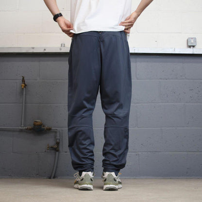 Nike Trackies XXL Grey y2k 00s style dri-fit joggers embroidered logo