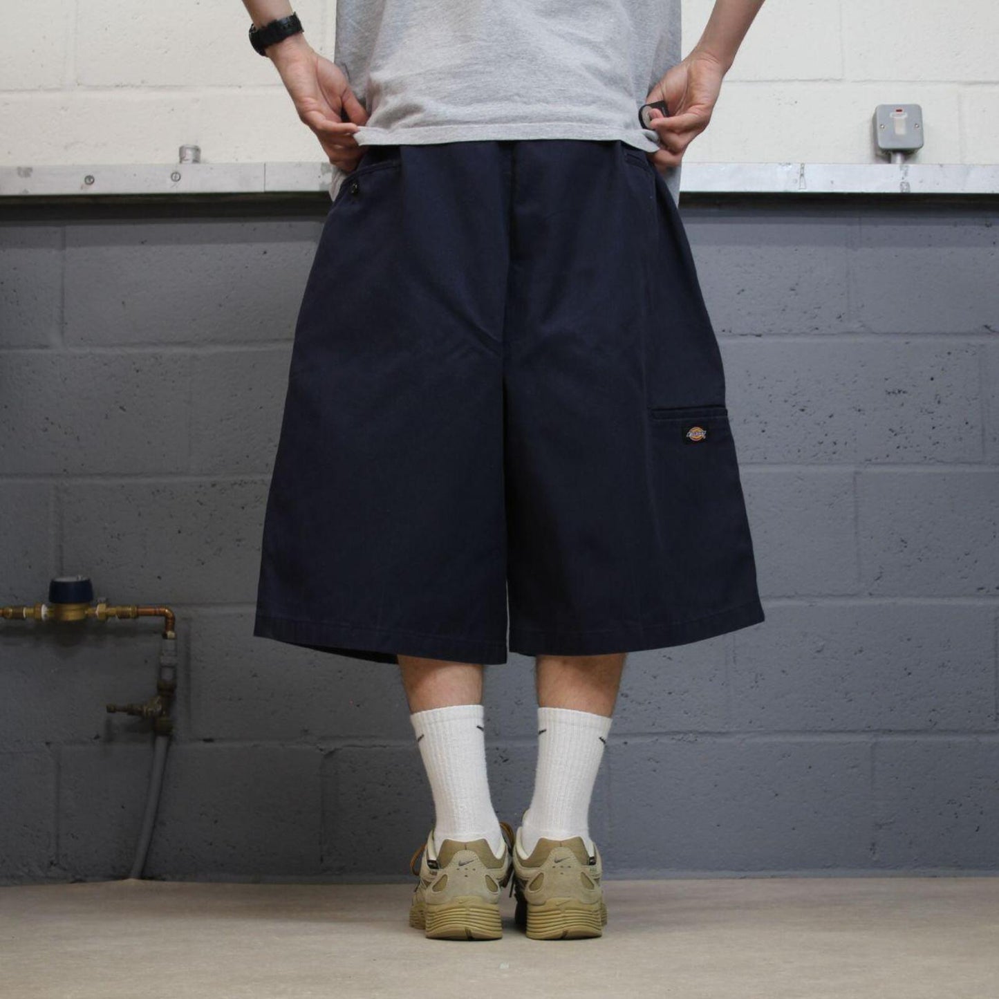 Dickies extra baggy chino shorts carpenter navy Chino style skater shorts long wide leg festival