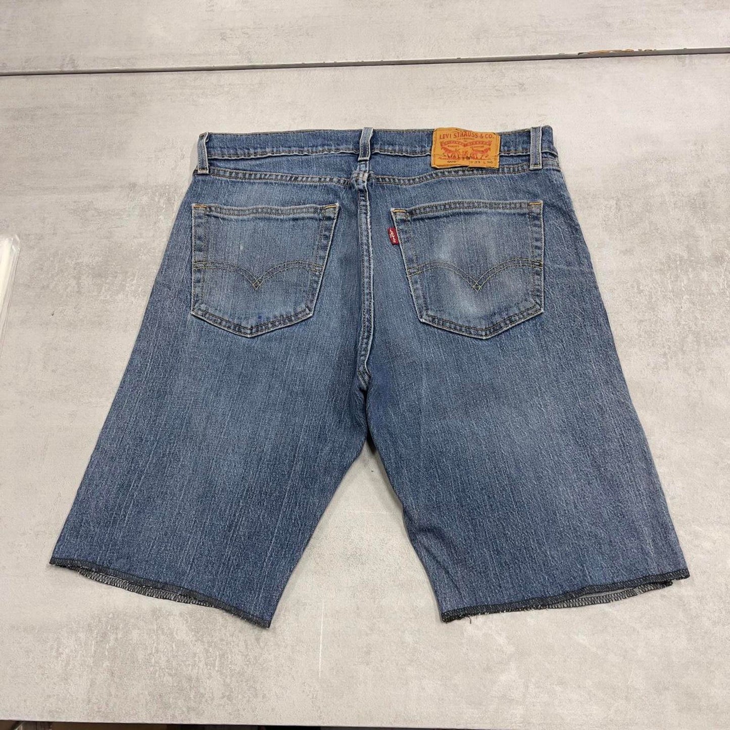 Levi's jean shorts W33