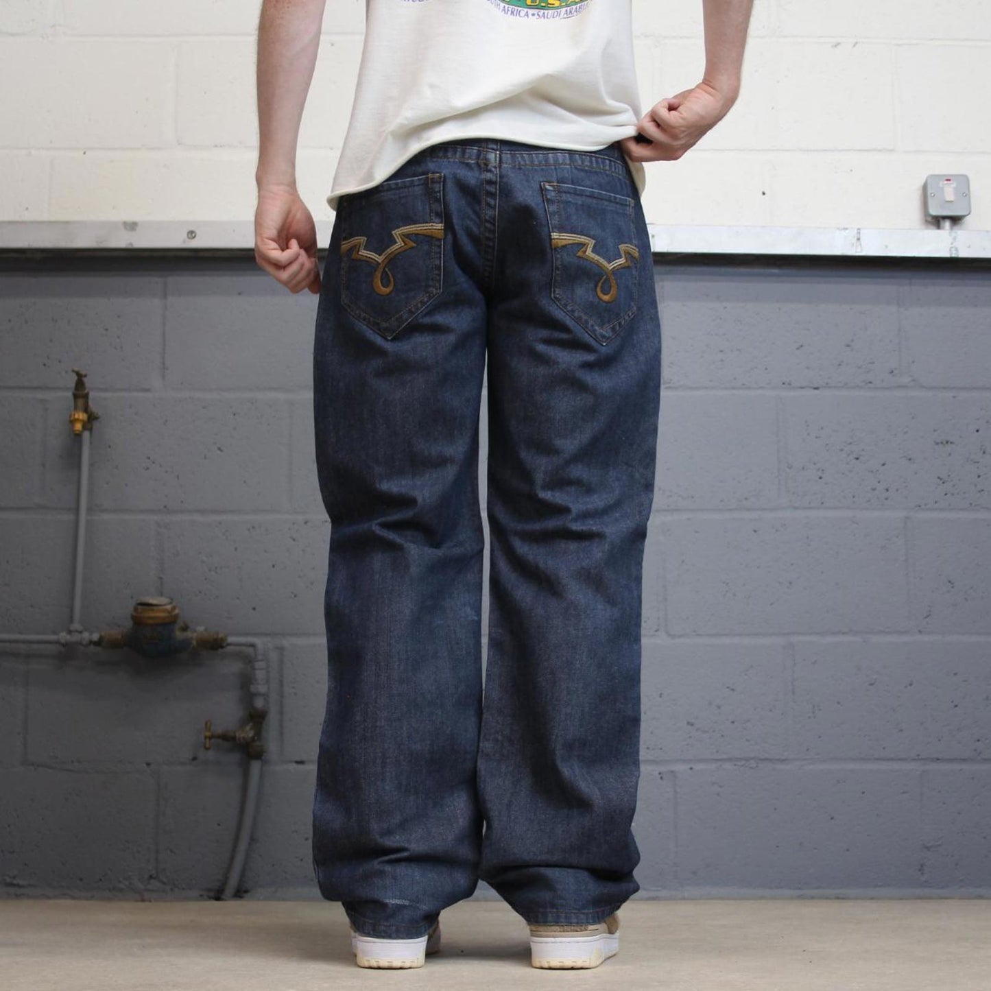 Blue baggy Ecko Unltd jeans W34 L31 loose embroidered y2k style jeans