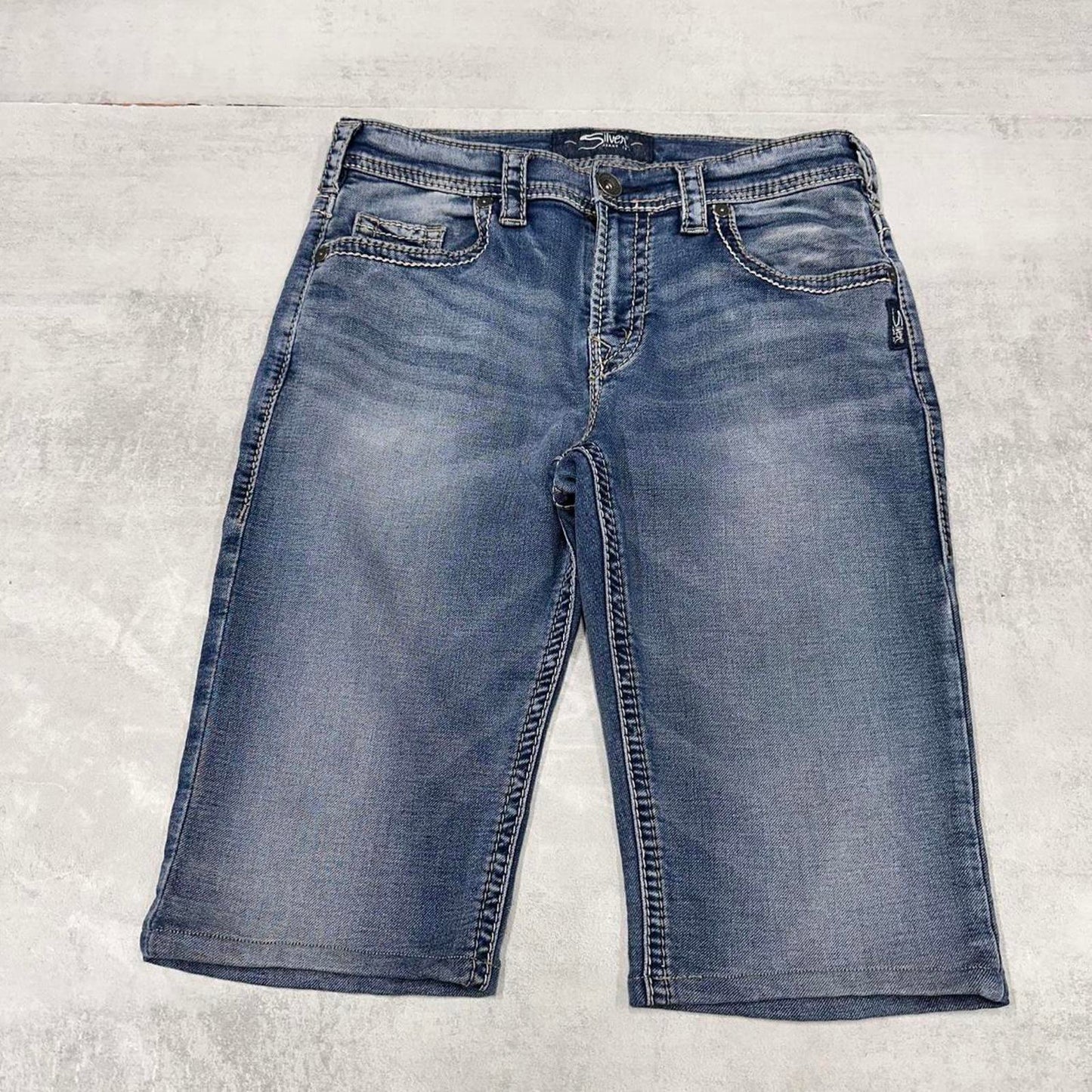 Embroidered denim shorts W32