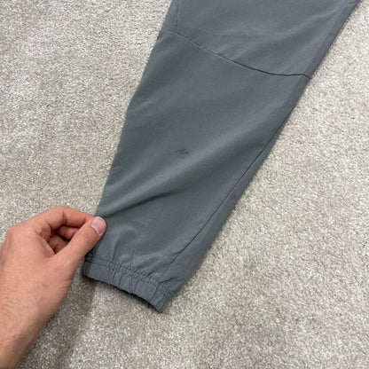 00s y2k Nike tracksuit bottoms Dri-Fit grey Medium sportswear track pants gym wear