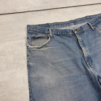 Blue Wrangler denim jorts W42