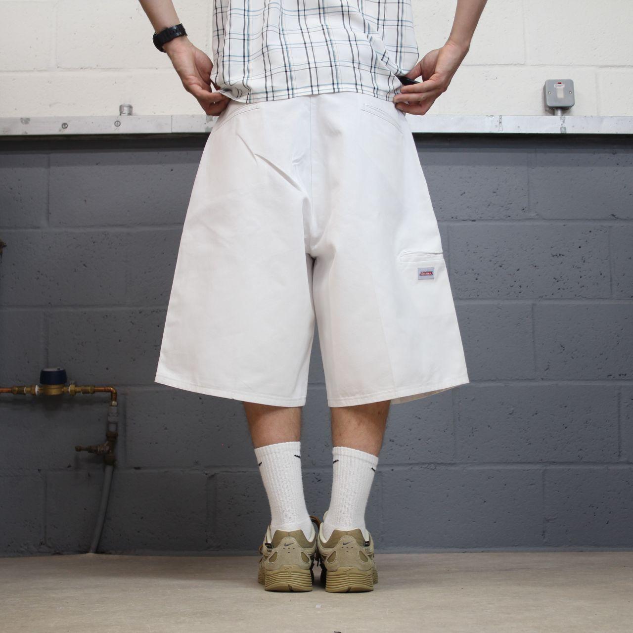 Dickies baggy chino shorts carpenter white Chino style skater shorts long wide leg festival
