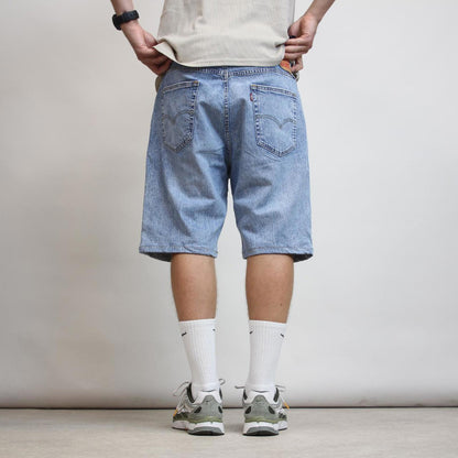 Mens Levi’s jorts W38