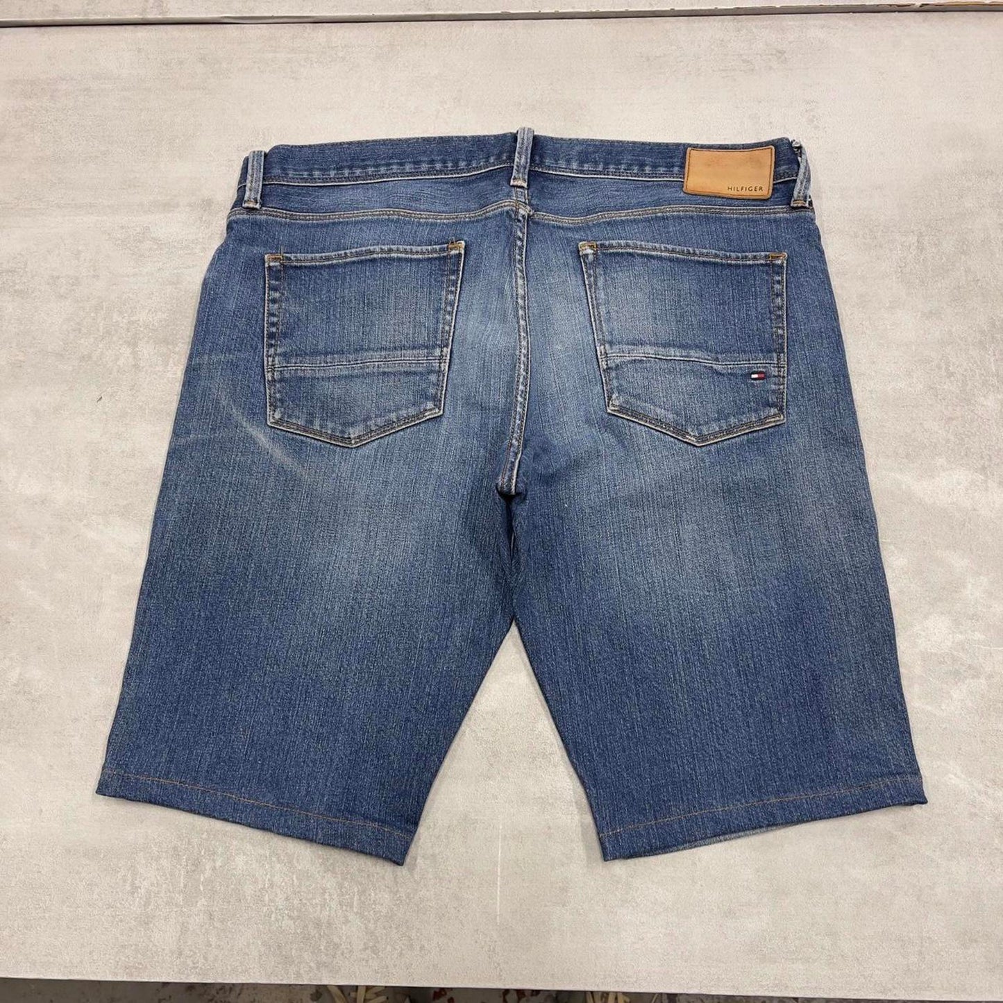 Tommy Hilfiger jorts W34