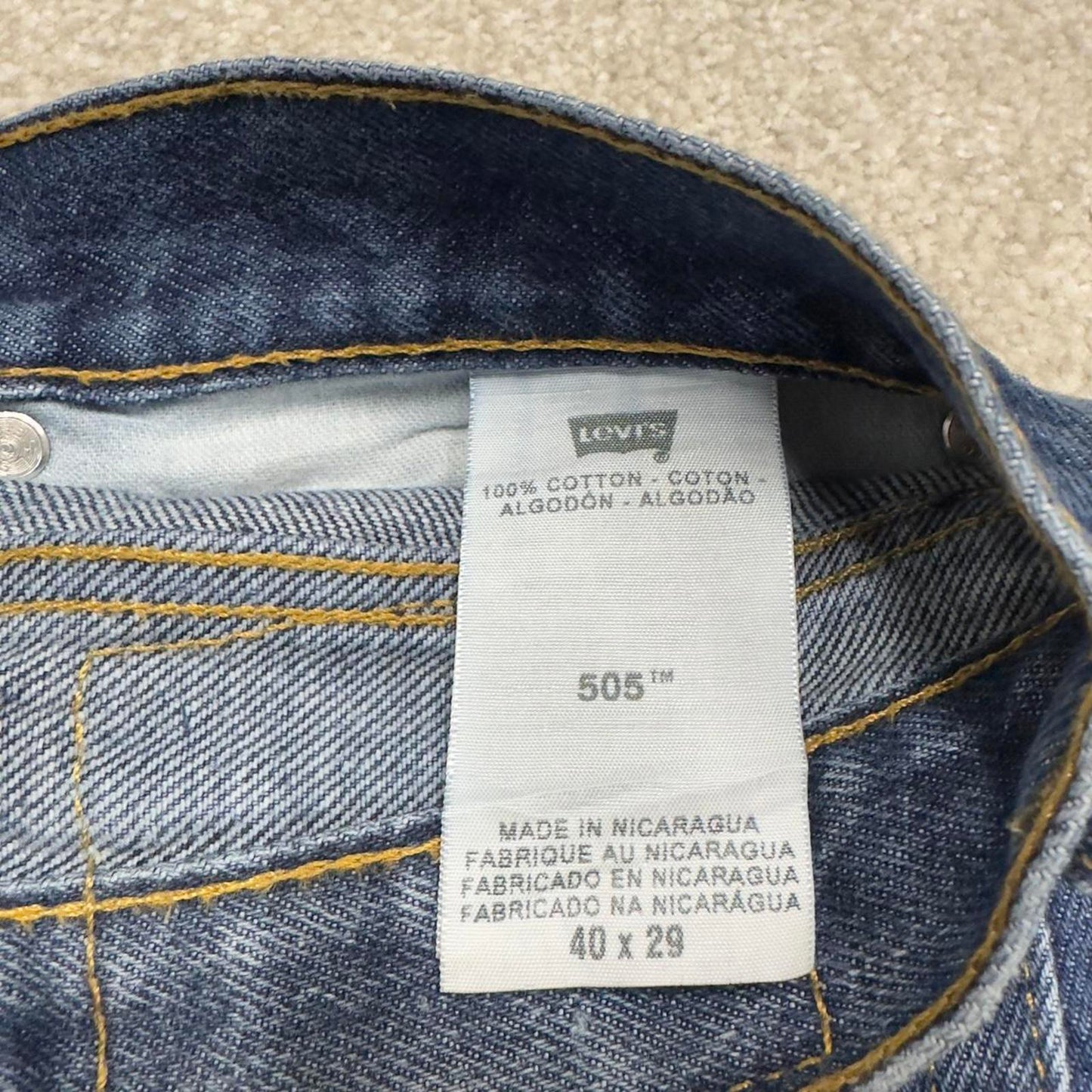 Vintage Levis 505 jeans y2k 90s skater style W40L29 blue 5 pocket 100% cotton denim pants