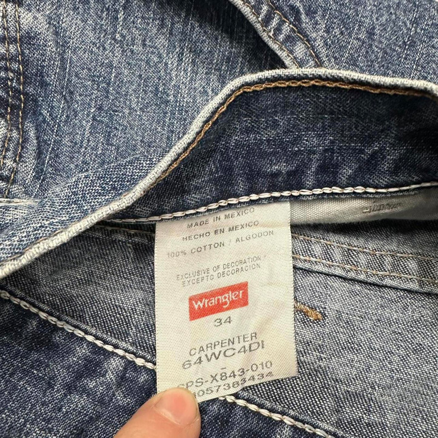Mens baggy Wrangler carpenter jorts W34