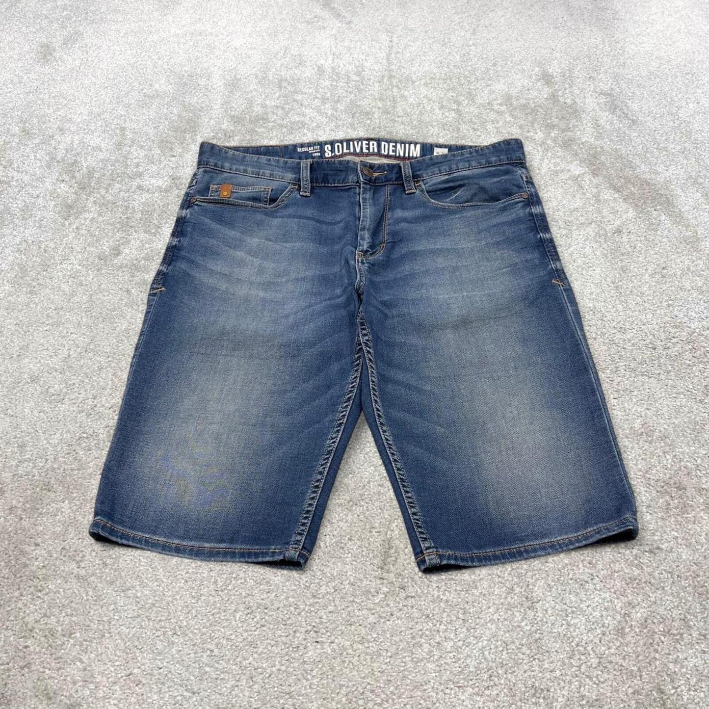 Y2k embroidered denim shorts blue W34 S.Oliver summer festival jorts