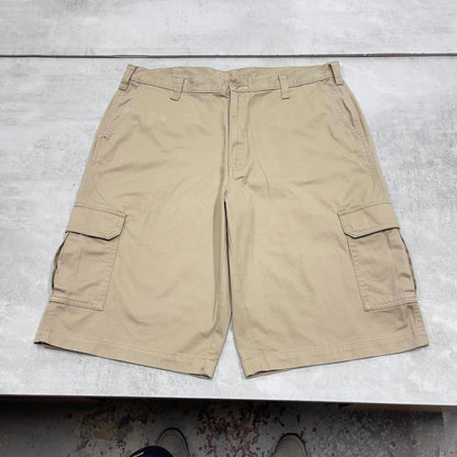 Baggy khaki Dickies cargo shorts W38