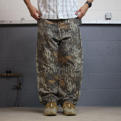 Vintage Duxbak Realtree camo jeans W36L31 khaki 5 pocket loose leg camouflage hunting style pants