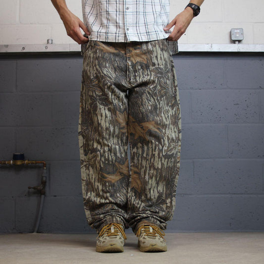 Vintage Duxbak Realtree camo jeans W36L31 khaki 5 pocket loose leg camouflage hunting style pants