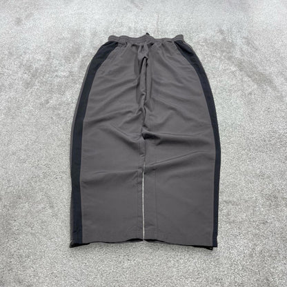 Vintage y2k baggy Under Armour tracksuit bottoms grey Wide leg print logo track pants ankle zips