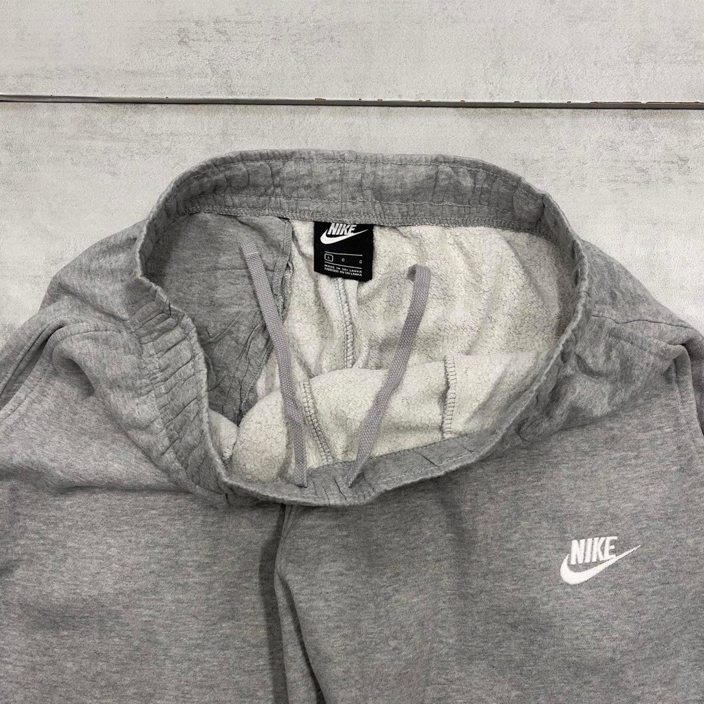 Y2k grey Nike joggers L