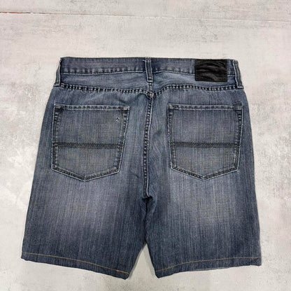 Mens Levi’s jorts W32