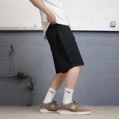 Baggy black Dickies carpenter shorts W36