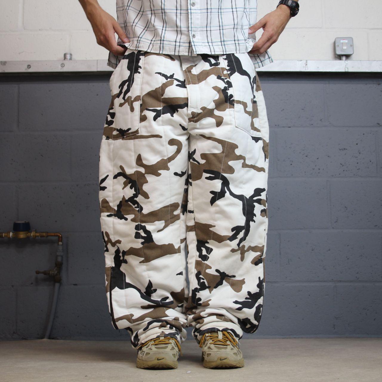 Vintage baggy white camo cargo pants 2XL Blue Bill Red Head snow camouflage thick hunting trousers