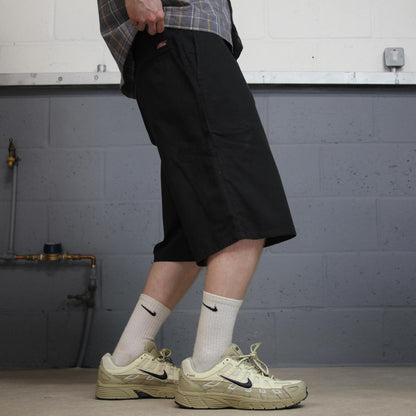 Dickies baggy carpenter shorts black W36 skater style shorts loose long leg festival