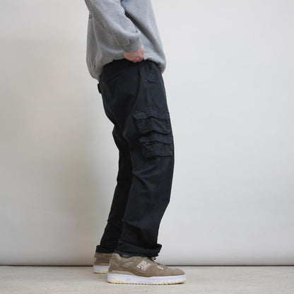 Wrangler cargo pants W38 L32 black regular taper cargo skate style pants