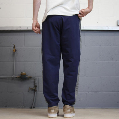 Y2k 00s Puma tracksuit bottoms Medium men's navy joggers loose gym track pants sporty trackies