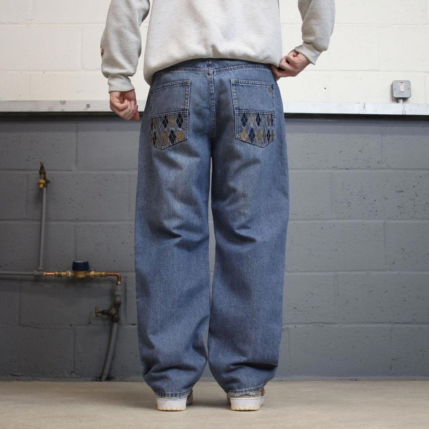 90s y2k Phat Farm jeans W36L32 loose blue denim embroidered skate style hip hop pants