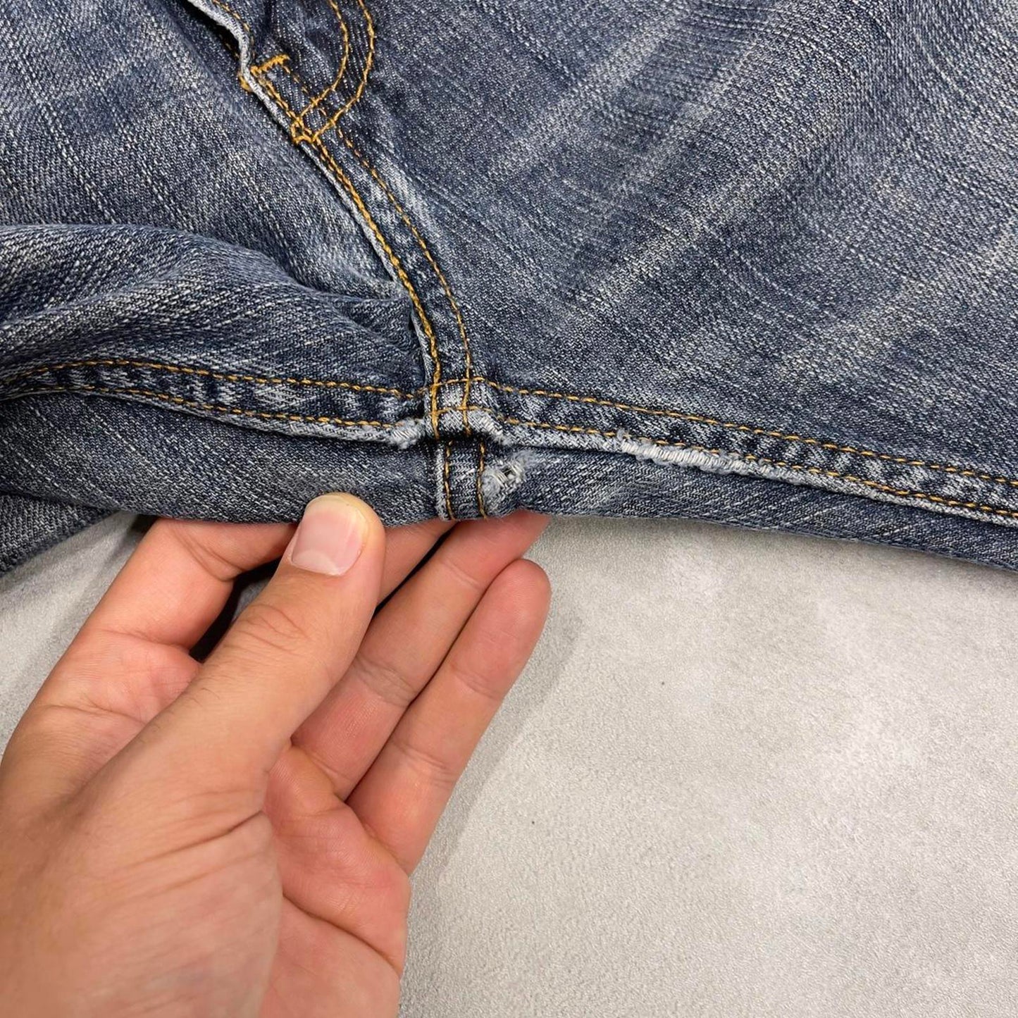 Blue Levis 505 jeans W30L32 90s style denim jeans red tab logo