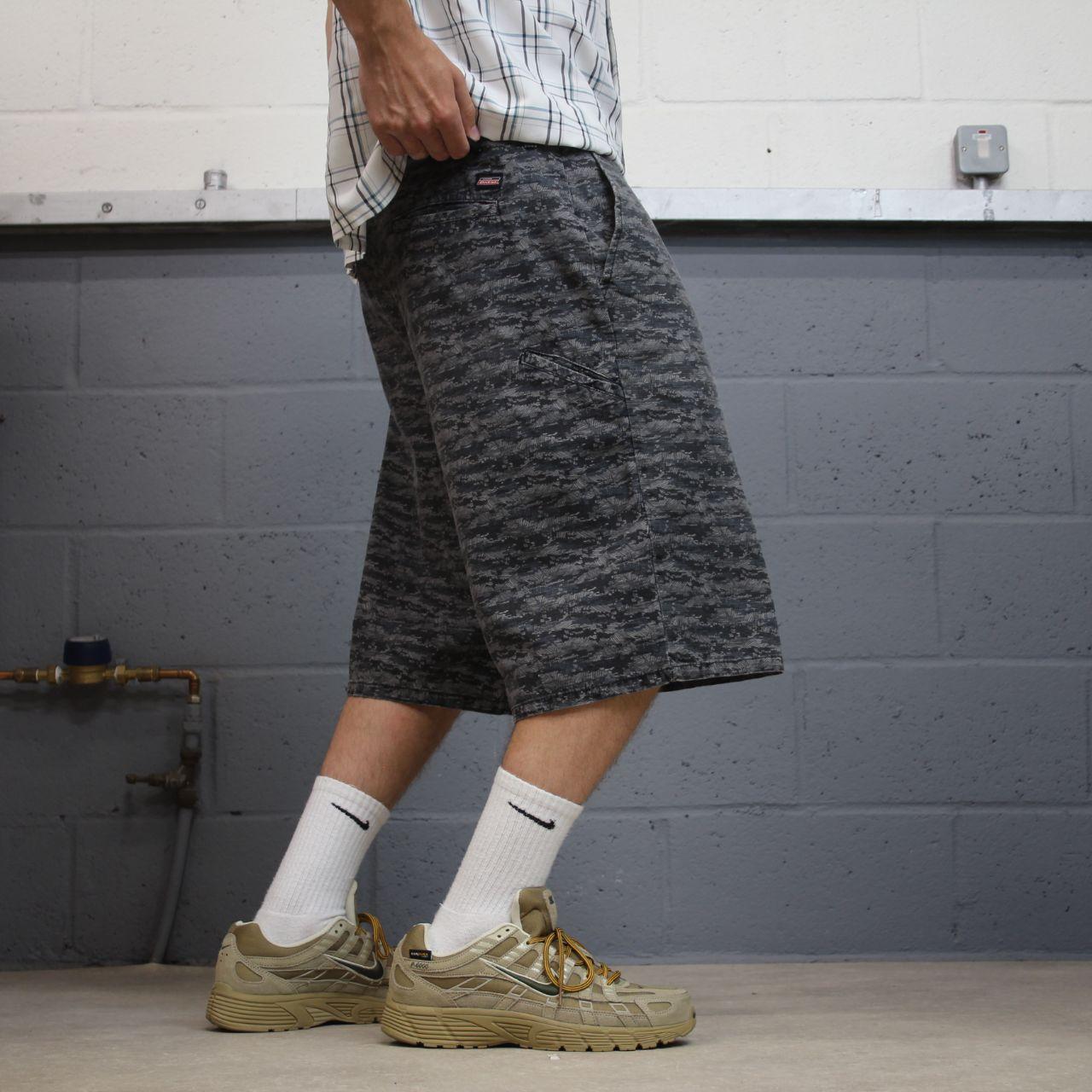 Dickies digital camo shorts carpenter grey Chino style skater shorts loose leg festival