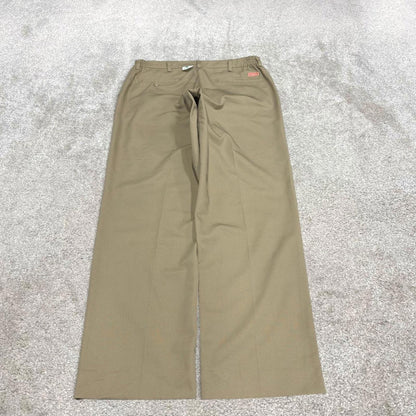 Vintage y2k baggy work pants beige Loose chino style skate trousers Red Kap workwear patch logo