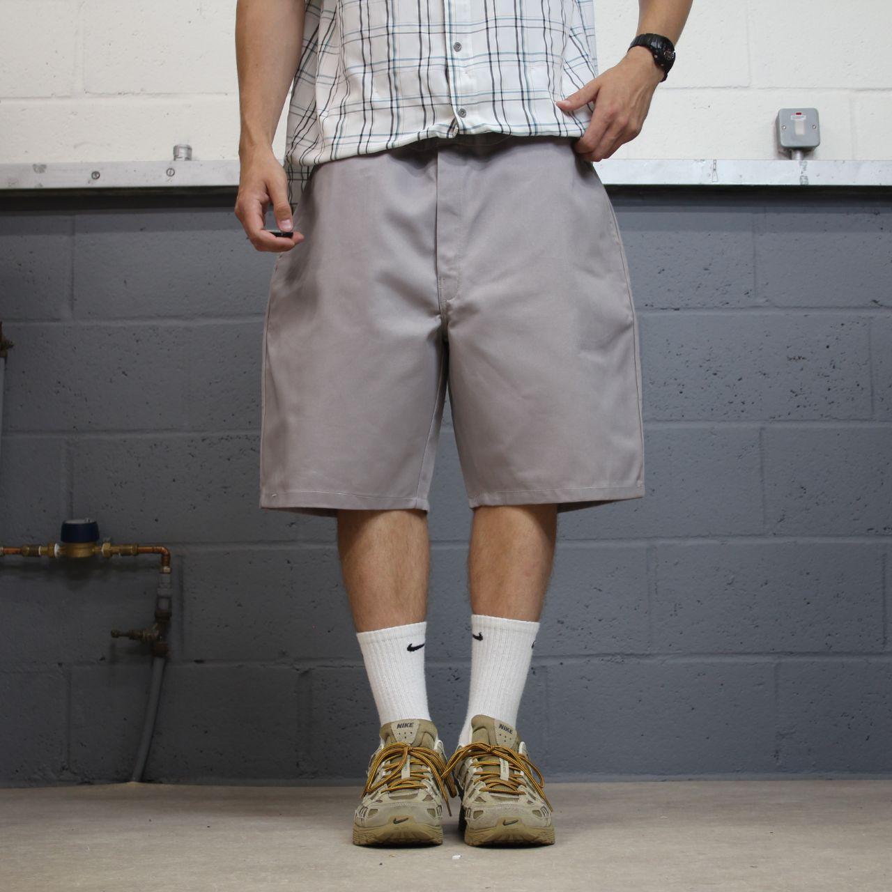 Dickies 874 chino shorts grey Twill chino style skater shorts loose leg festival