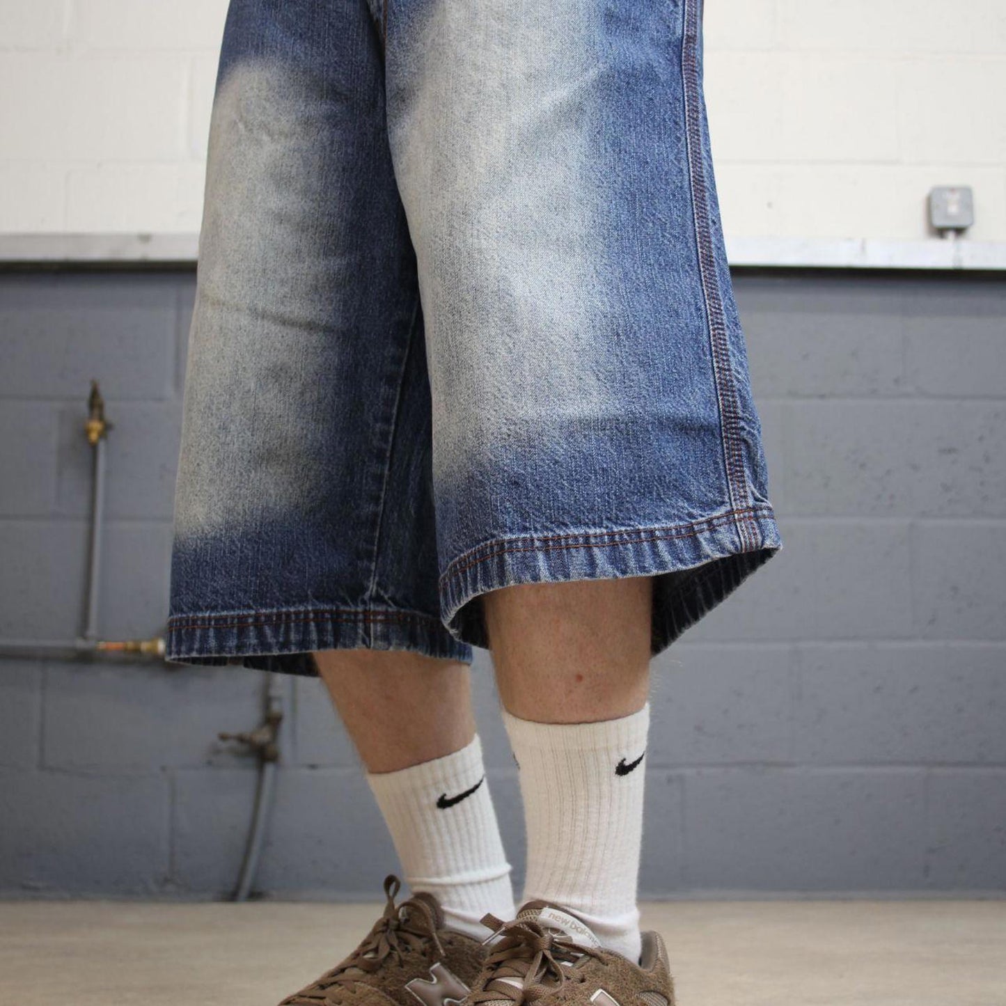 Y2k long baggy denim shorts skater style blue Jordan Craig wide leg summer festival jorts