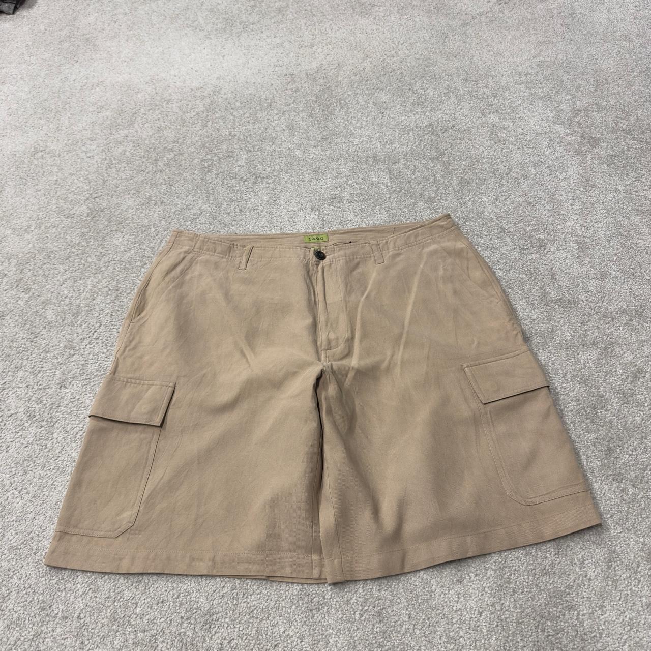 IZOD lightweight cargo shorts y2k tan Silk cotton floaty surf style summer shorts