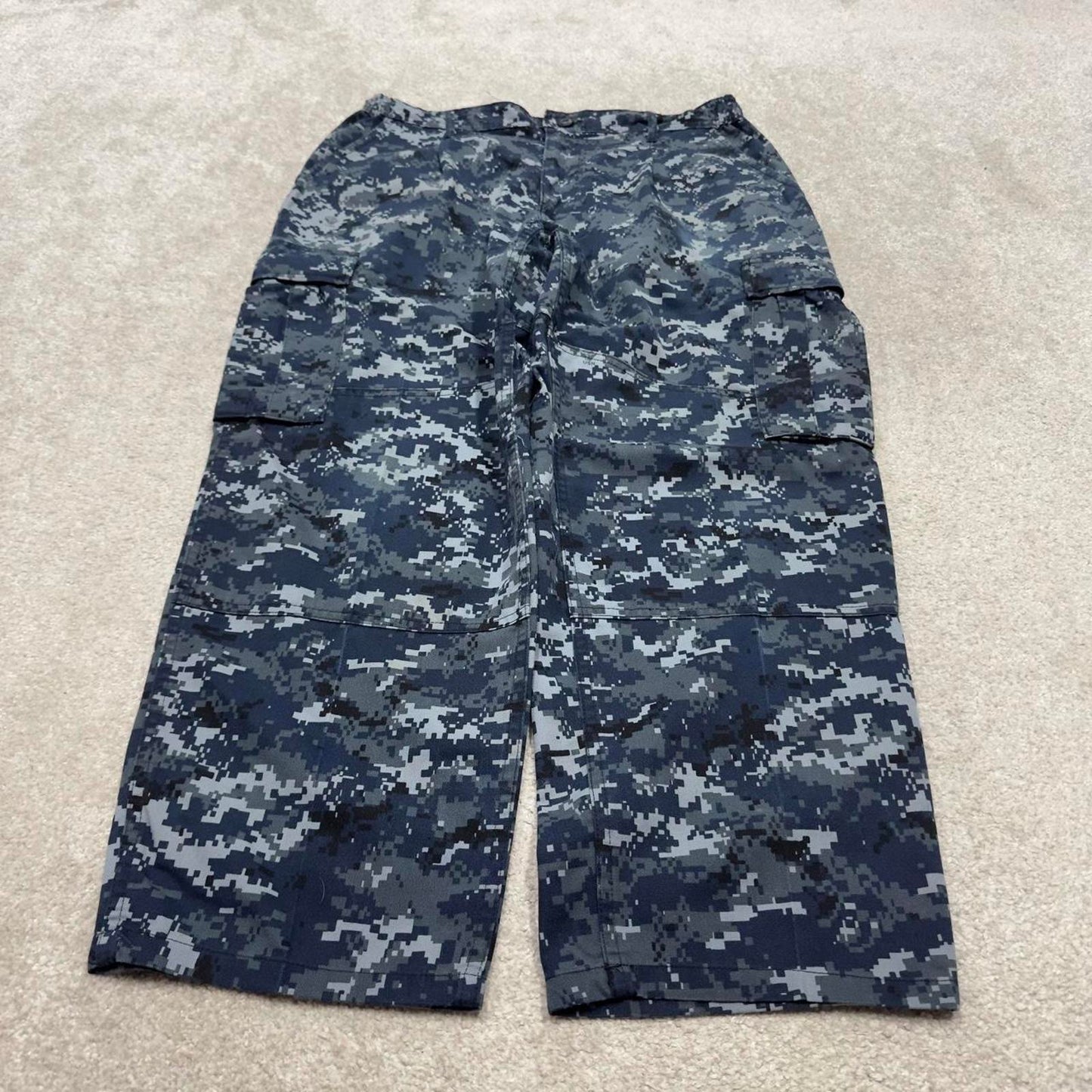US Navy cargo pants W34L28 baggy blue USN digital camouflage trousers double knee pleated