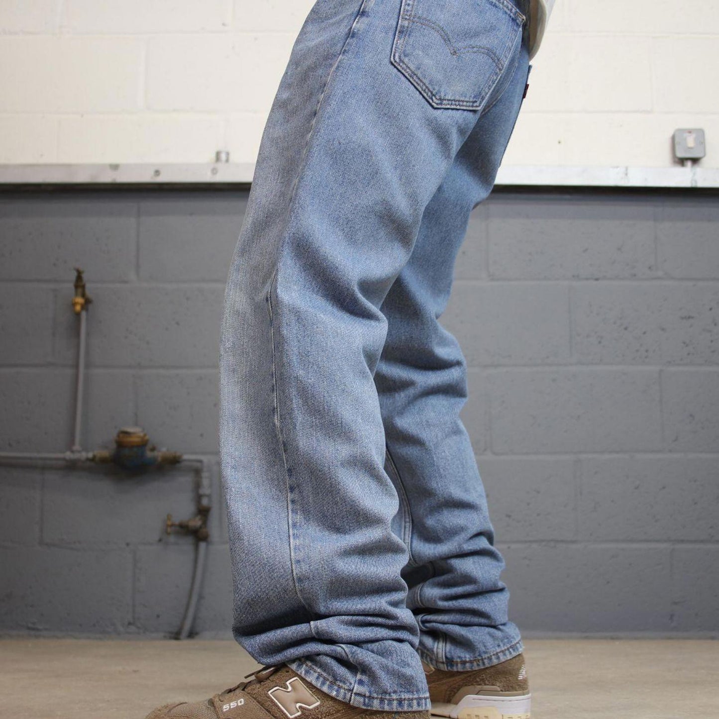 Levis 550 jeans W34 L34 blue loose 90s style skater jeans red tab logo